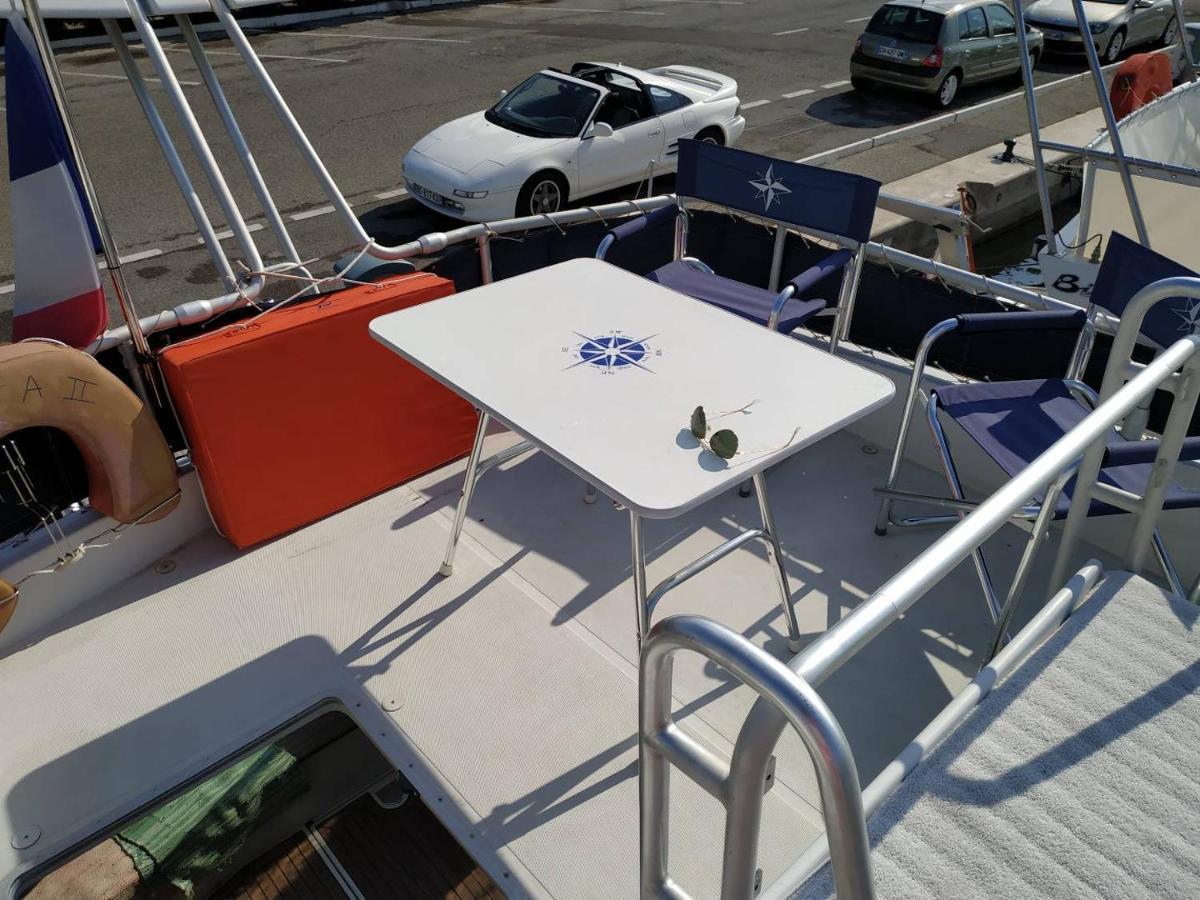 Ferretti 36 ' Bateau A Quai Vieux-Port Cannes Festival La Croisette Dış mekan fotoğraf